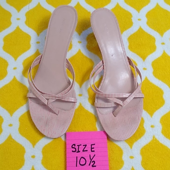 🟢🥳HP Heels BUNDLE 3 pairs of slide in sandals - Picture 10 of 16